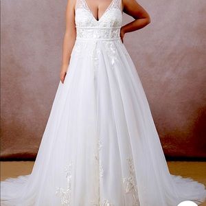 NEW! AZAZIE LAFAYETTE BG